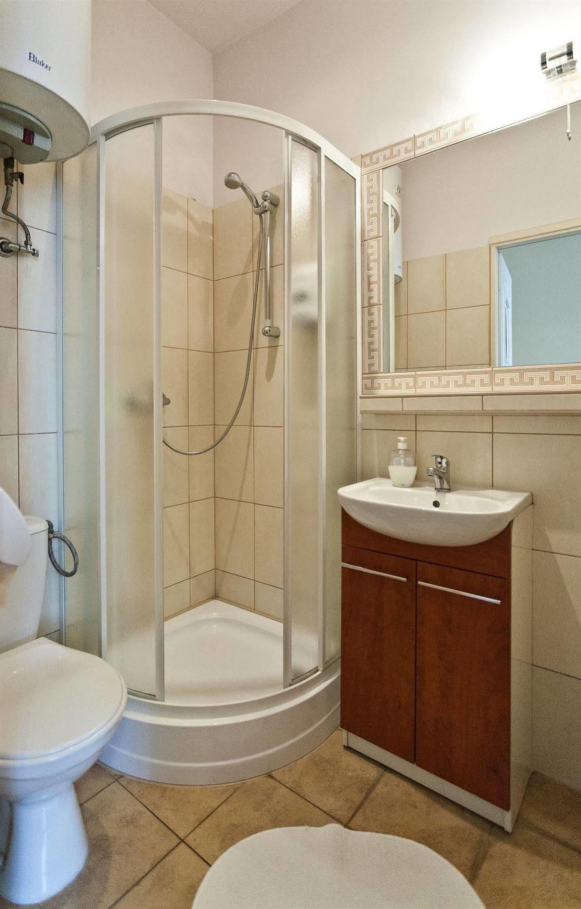 Enigma Hostel Krakau Buitenkant foto